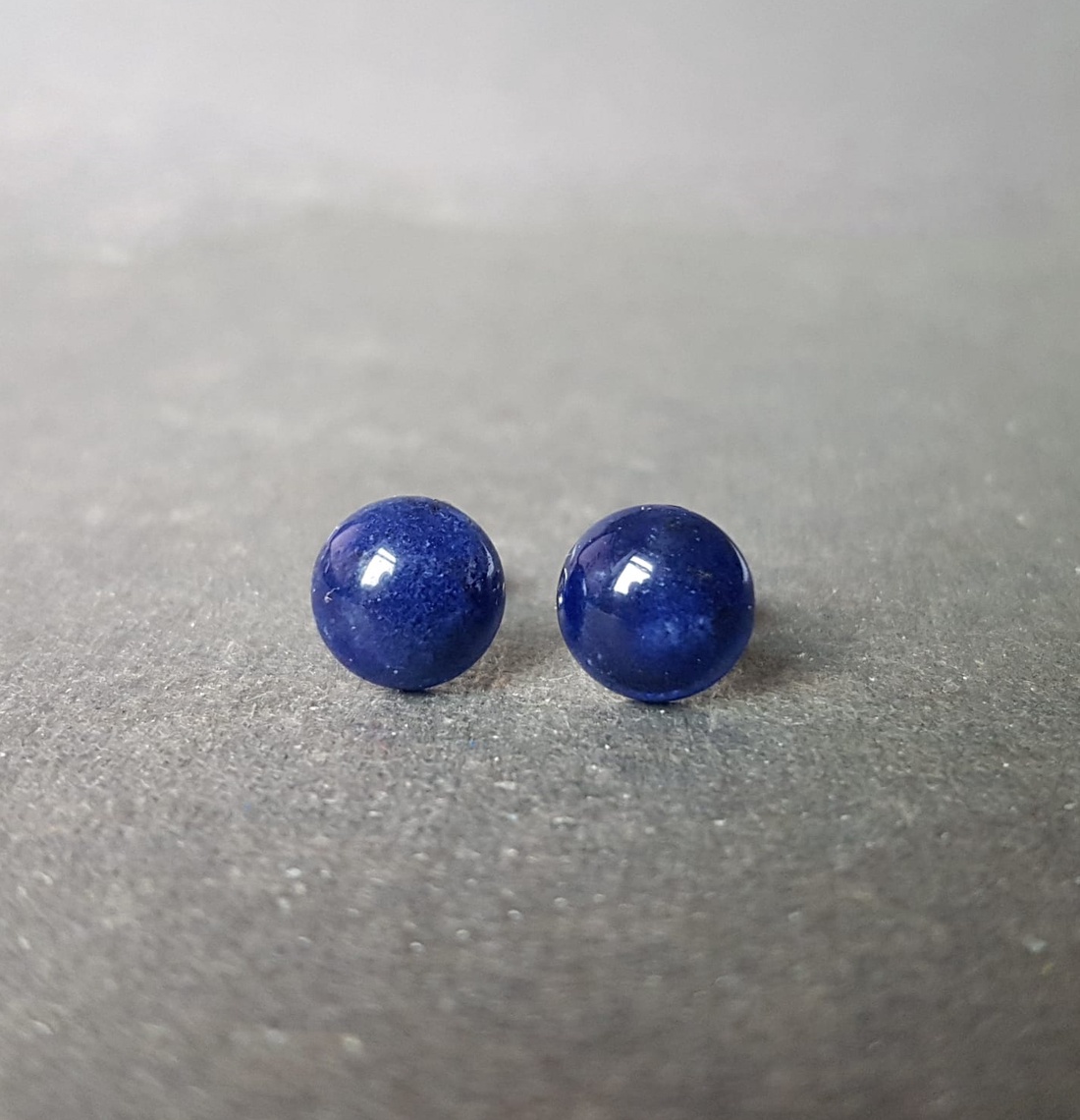 Cercei surub cercei pietre semipretioase naturale cercei tija cercei sodalit clipsuri cadou sotie mama femeie dama - bijuterii - cercei - cercei din pietre semiprețioase - Artynos.ro