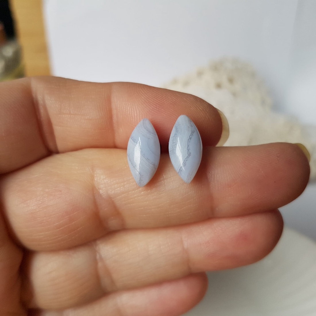 Cercei surub cercei pietre semipretioase naturale cercei tija cercei agata blue lace cadou sotie mama femeie dama - bijuterii - cercei - cercei din pietre semiprețioase - Artynos.ro