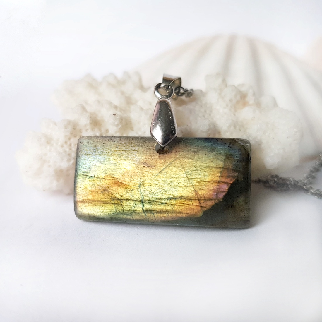 Pandantiv labradorit natural colier piatra semipretioasa pandantiv piatra naturala bijuterie barbati cuart cadou mama - bijuterii - coliere - pandative - Artynos.ro