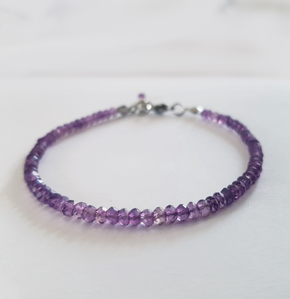 Bratara minimalista moderna Bratara din pietre semipretioase bratara ametist bratara pietre naturale cadou iubita sotie  - bijuterii - brățări - brățări din pietre semiprețioase - Artynos.ro