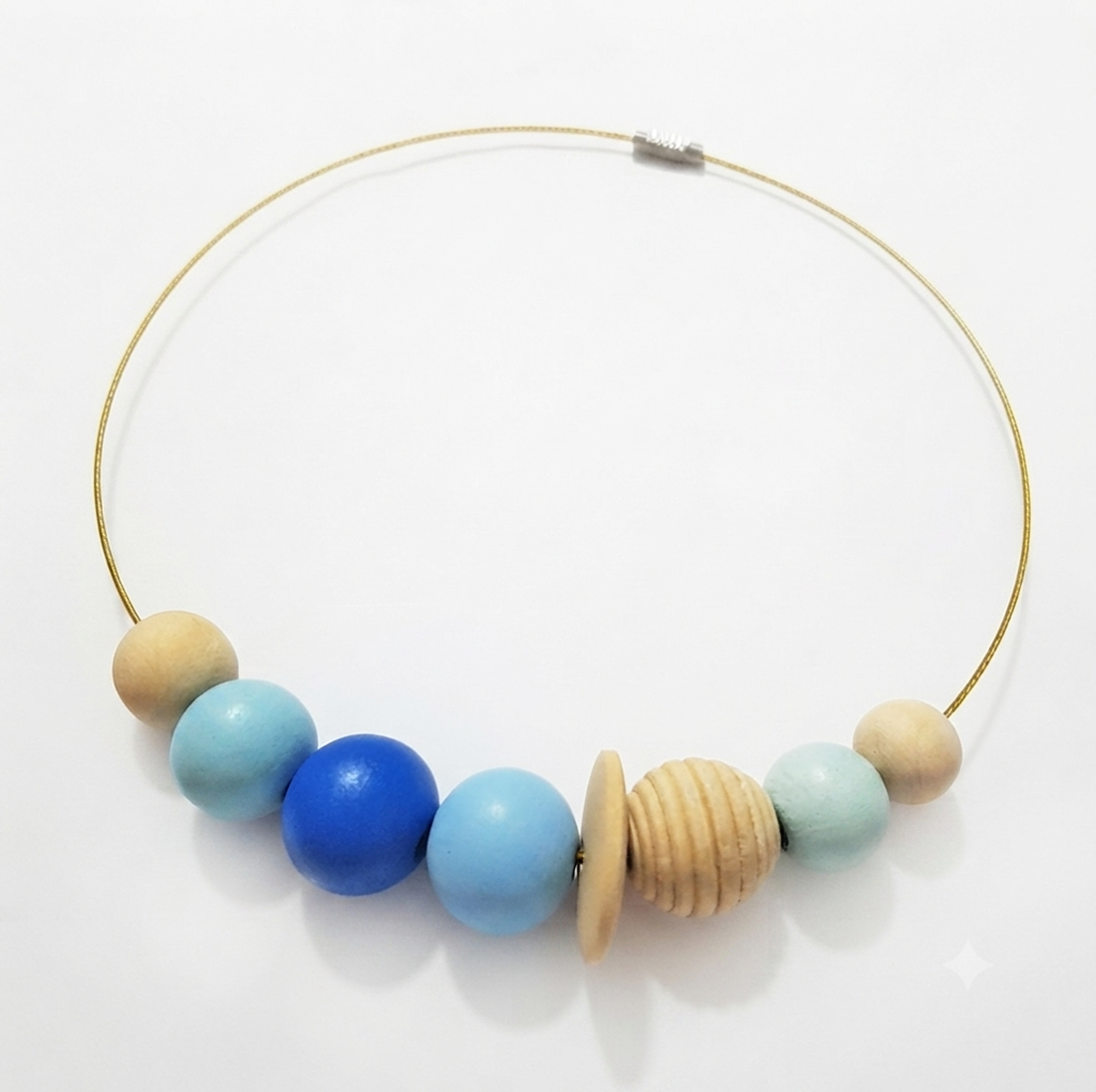 Colier margele lemn rotunde colier albastru colier contemporan colier choker geometric Colier monocrom albastru - bijuterii - coliere - chockere - Artynos.ro