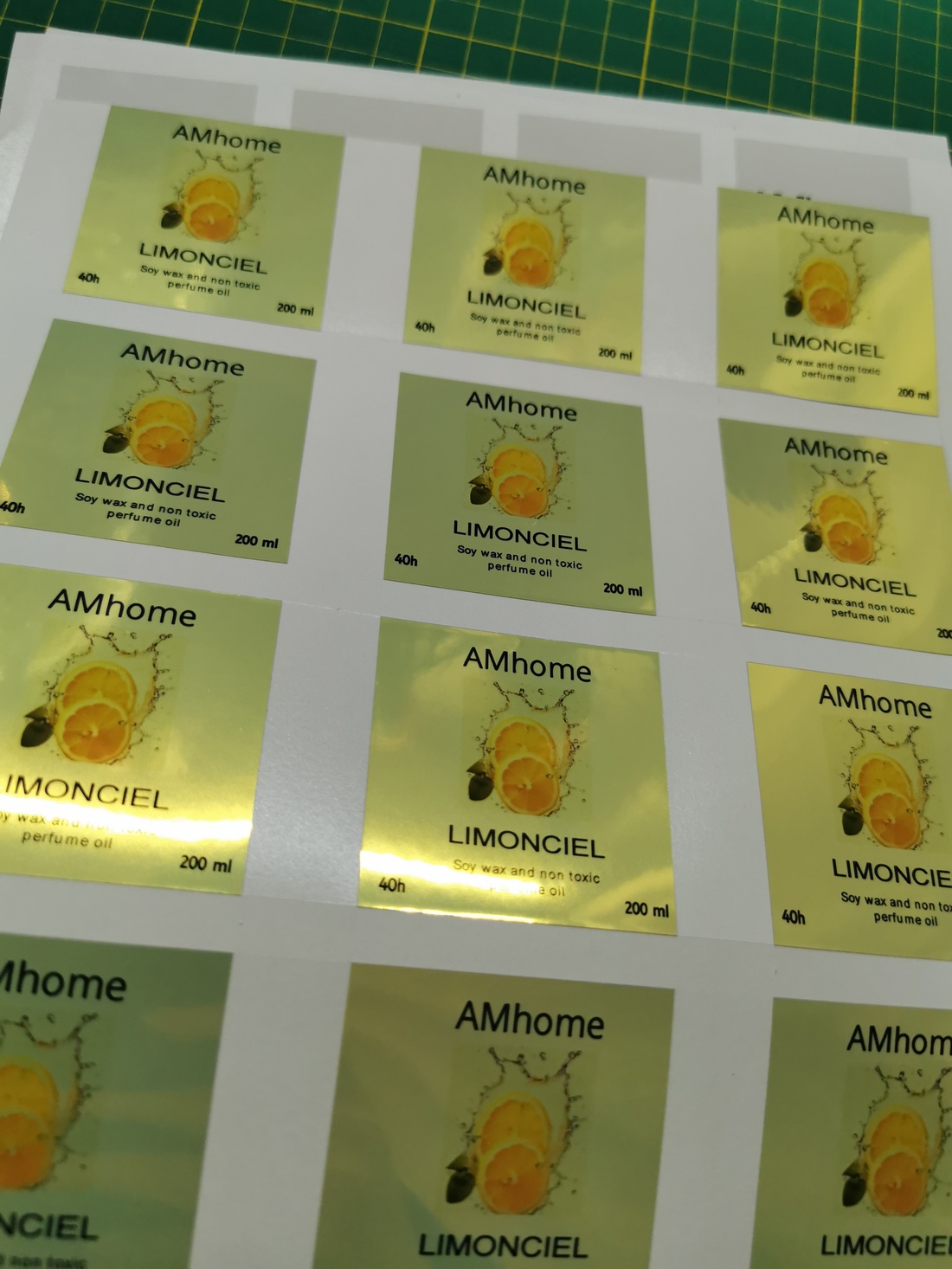 Etichete autoadezive metalic Gold - arte vizuale și accesorii - etichete, cutii de chibrituri - Artynos.ro Etichete autoadezive metalic Gold - arte vizuale și accesorii - etichete, cutii de chibrituri - Artynos.ro