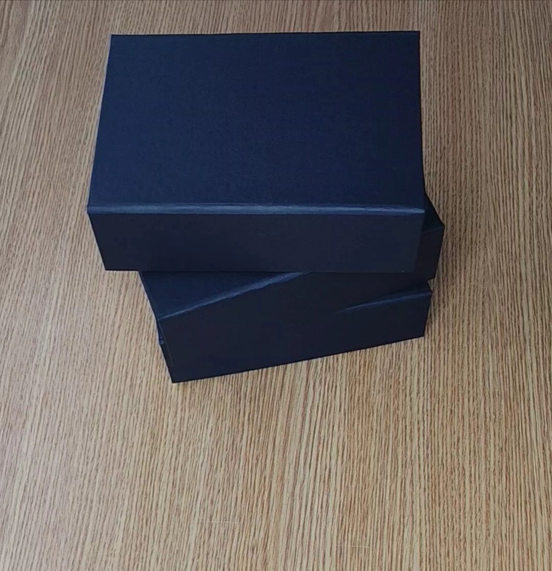 Cutie rigida cu închidere magnetică 15/11/5 cm - casă & stil de viață - materiale de depozitare și sortare - cutie depozitare - Artynos.ro