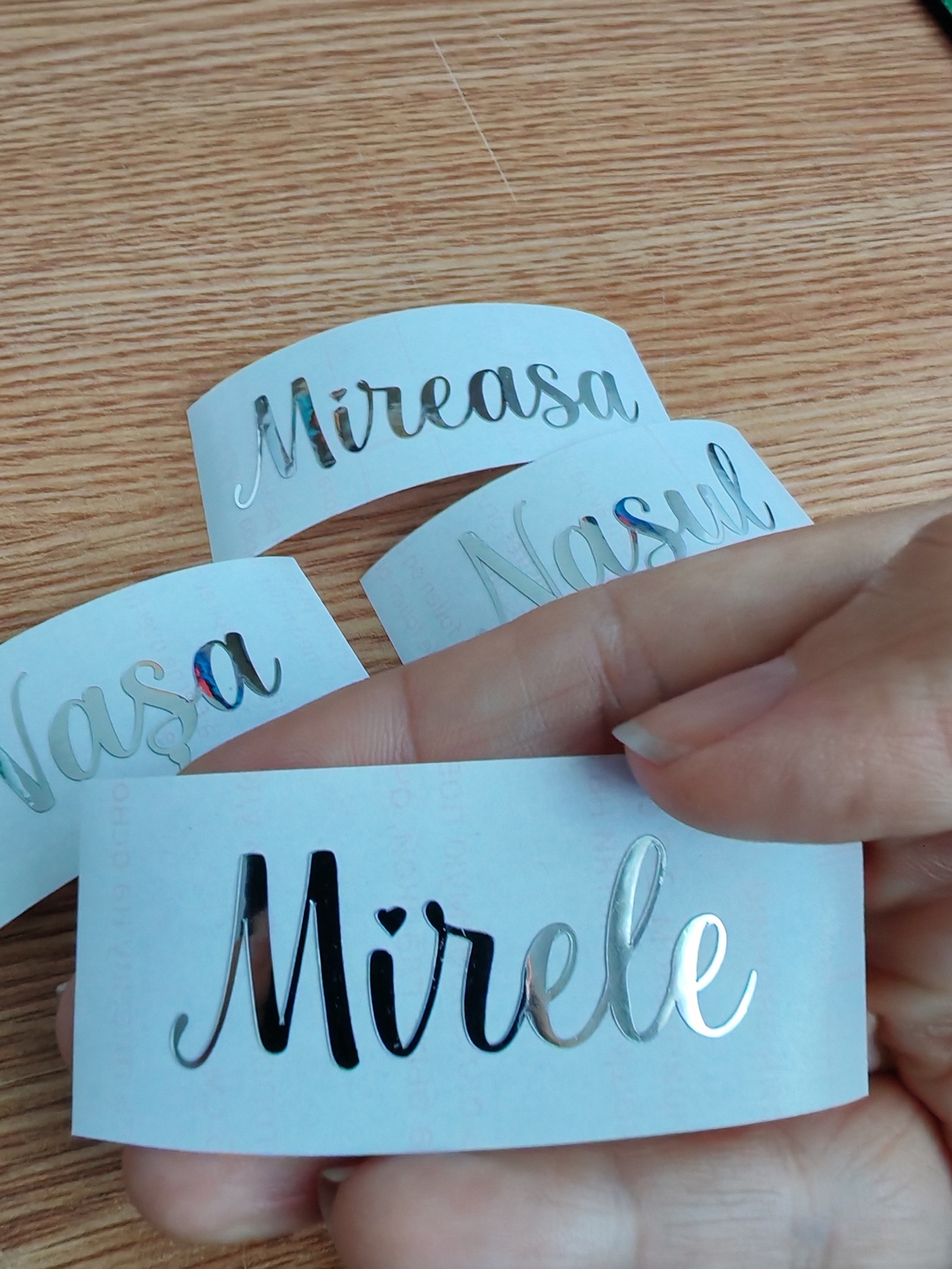 Stickere metalice arginti personalizate � strălucire unică pentru cadouri, ambalaje și produse handmade - casă & stil de viață - produse de papetărie - pachet stickere - Artynos.ro