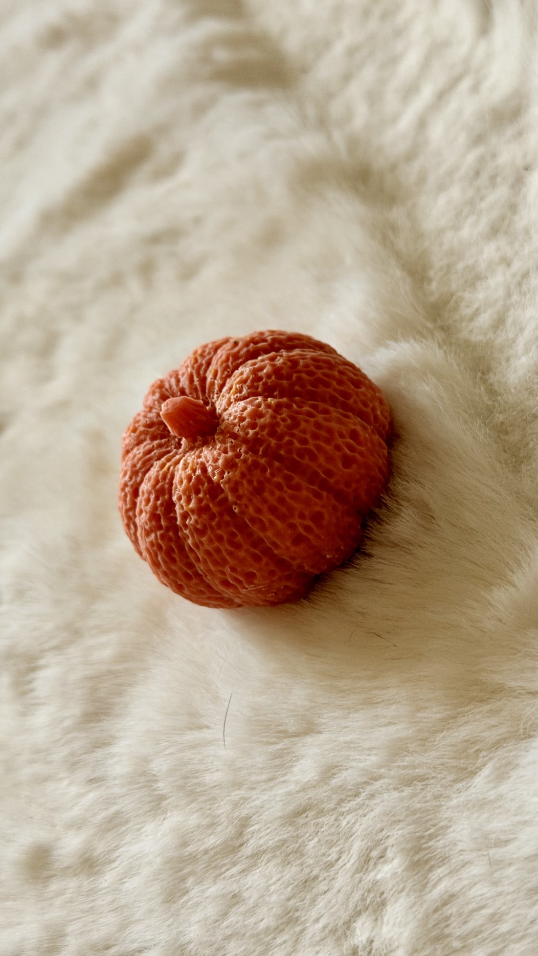 Ceară parfumată în formă de dovleac cu aromă de plăcintă cu mere fierbinte - casă & stil de viață - lumânări, parfumuri, arome - lumânare - lumânări artizanale - Artynos.ro