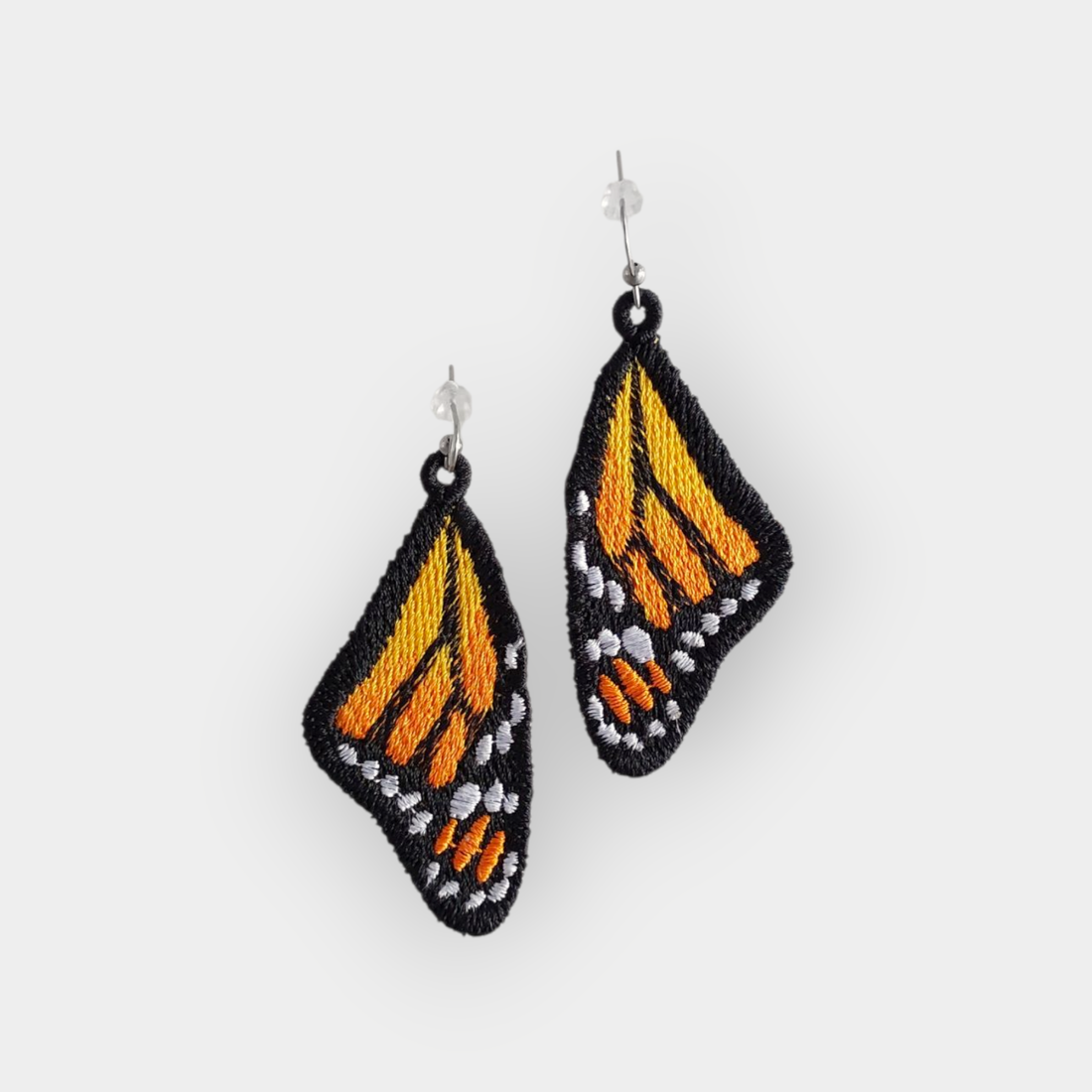 Cercei Aripi de Fluture Monarh Bijuterie Elegantă - bijuterii - cercei - cercei agățați - Artynos.ro Cercei Aripi de Fluture Monarh Bijuterie Elegantă - bijuterii - cercei - cercei agățați - Artynos.ro