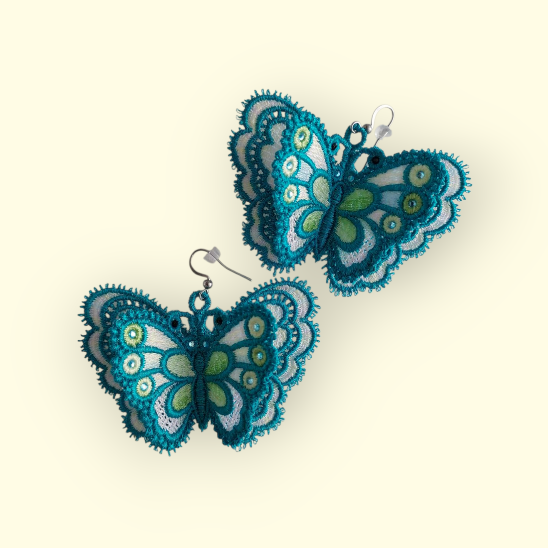 Cercei Fluture Dublu Turcoaz - bijuterii - cercei - cercei agățați - Artynos.ro Cercei Fluture Dublu Turcoaz - bijuterii - cercei - cercei agățați - Artynos.ro