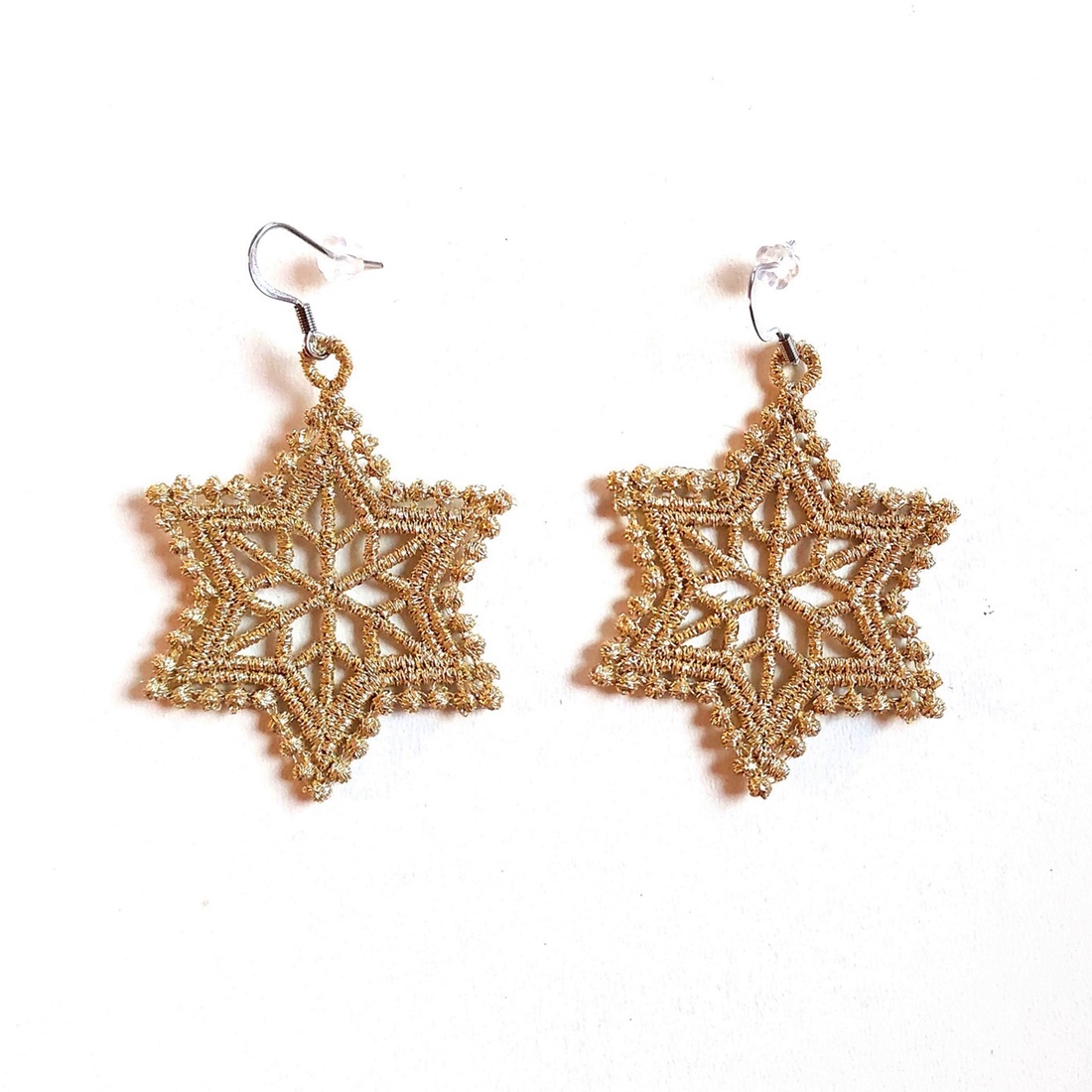 Cercei Stea Aurie - bijuterii - cercei - cercei brodați - Artynos.ro