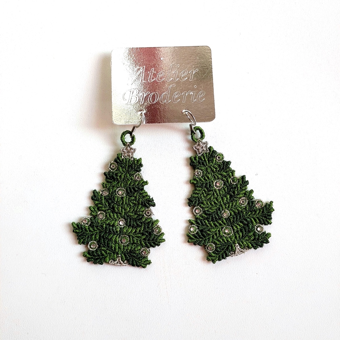 Cercei Brad cu Globulete Cristale - bijuterii - cercei - cercei brodați - Artynos.ro