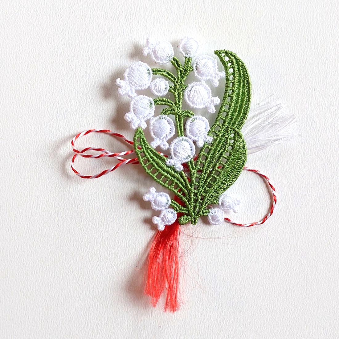 Martisor Buchet Margaritar - bijuterii - mărțișor - Artynos.ro