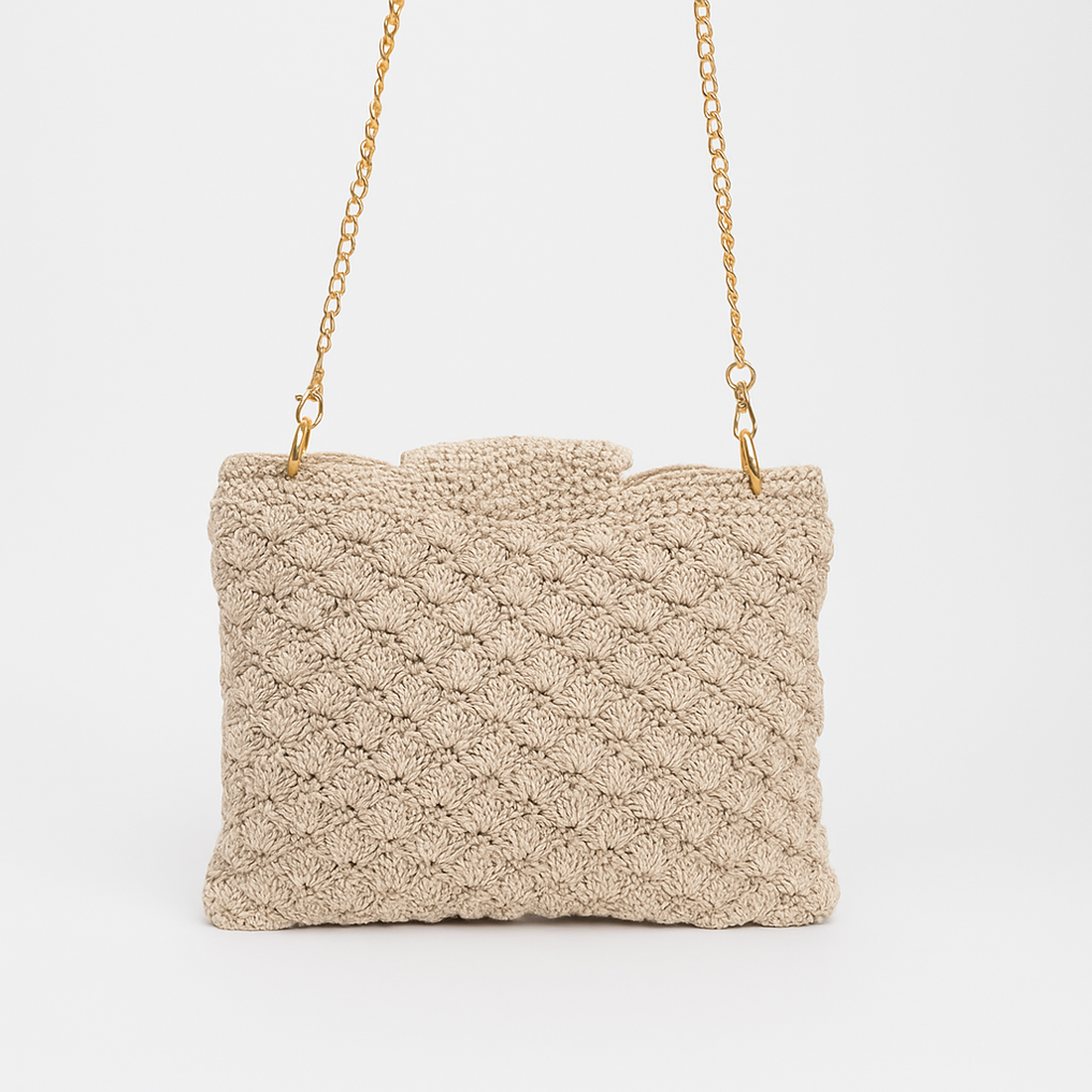 Poseta crosetata bej, Curea din lant auriu, handmade - genți și portofele - genți de mână și umăr - geantă casual - Artynos.ro