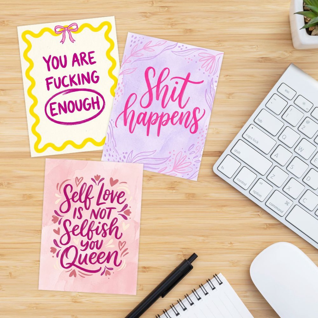 Set 32 Cartonașe Motivationale + Stand , Positive F-cking Vibes - casă & stil de viață - produse de papetărie - copertă de carte și caiet - Artynos.ro
