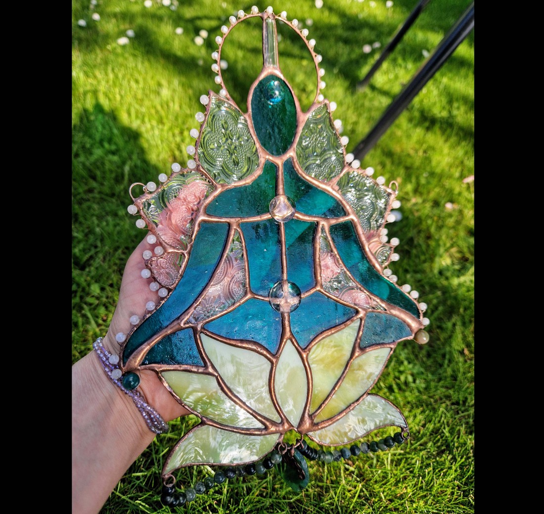 Buddha albastru cu cristale de captare a soarelui - casă & stil de viață - accesorii pentru decorat casa - decorațiuni cu tematică spirituală - Artynos.ro