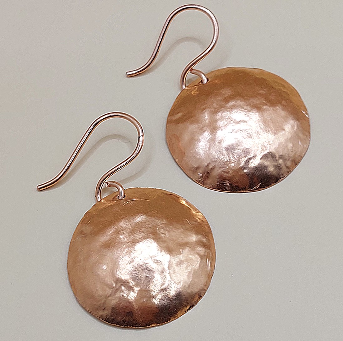 Cercei extra design din cupru - bijuterii - cercei hoops - Artynos.ro Cercei extra design din cupru - bijuterii - cercei hoops - Artynos.ro