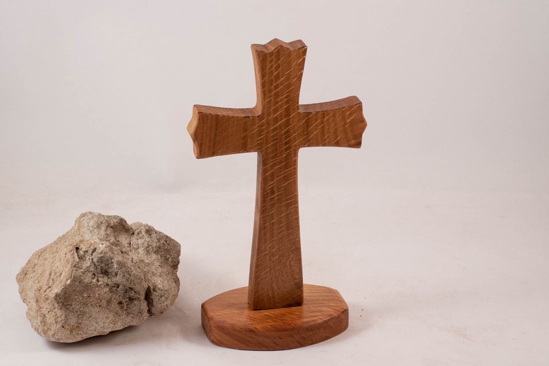 Cruce plată din lemn, cruce de masă  -  - Artynos.ro