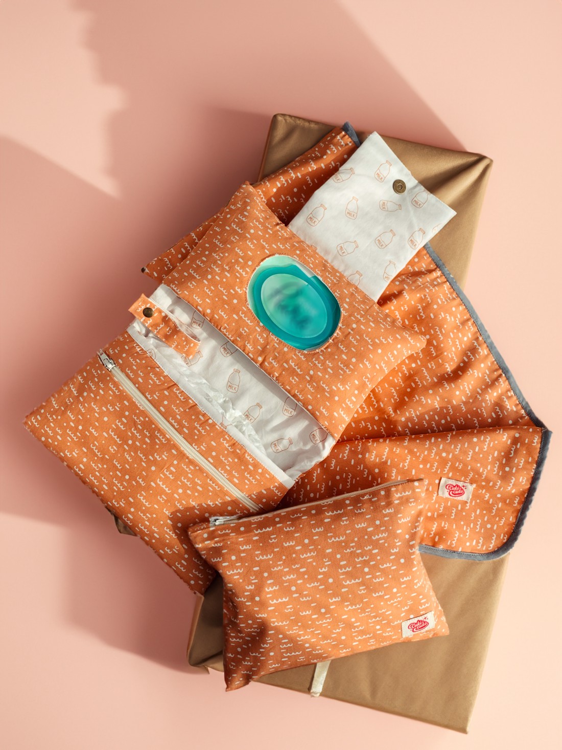 Mini set de călătorie - variație de culoare în drop-down -  - Artynos.ro