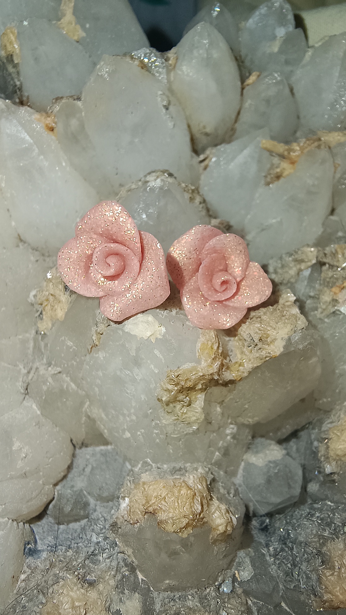 Trandafiri - bijuterii - cercei - cercei din rășină - Artynos.ro