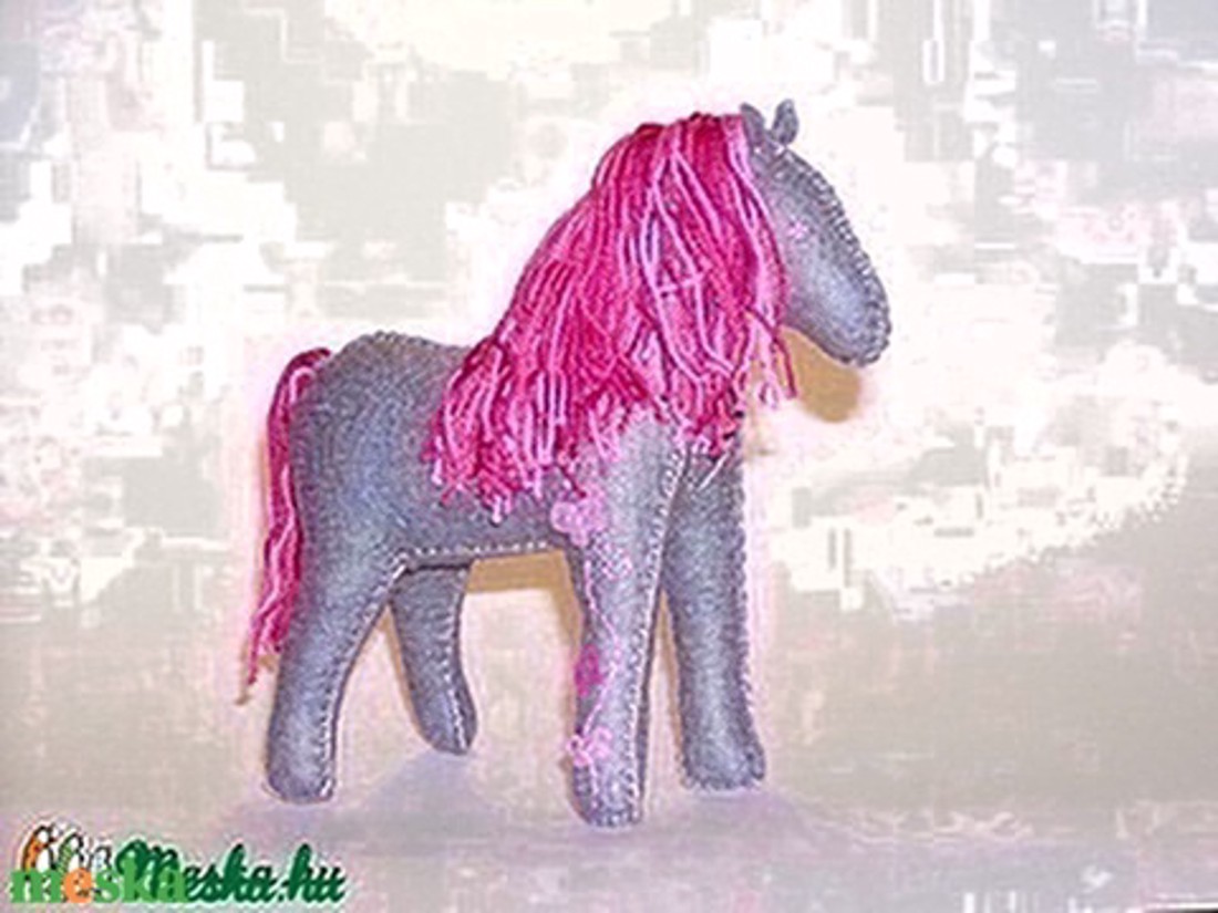 Cal de basm din pădurea magică - - Artynos.ro Cal de basm din pădurea magică - - Artynos.ro