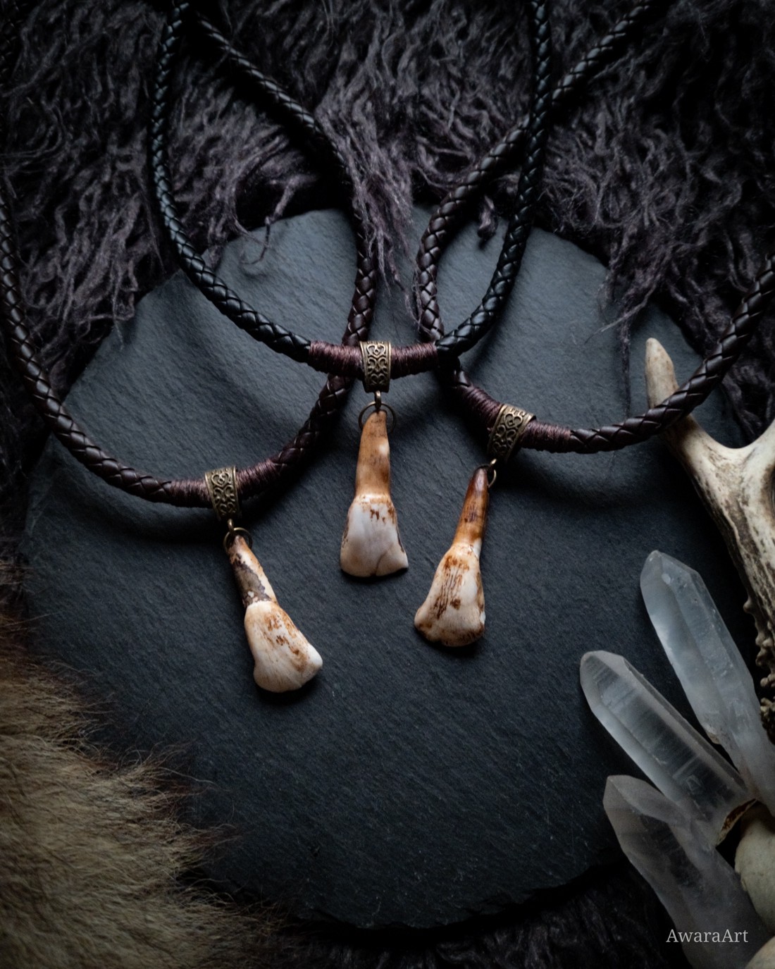 Colier talisman nomad cu dinte de vacă -  - Artynos.ro