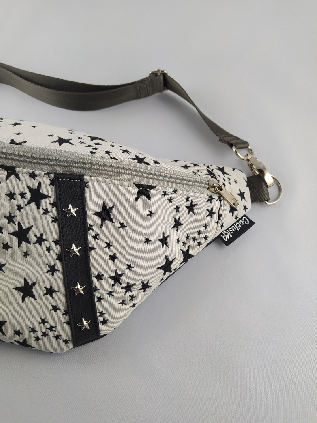 Geantă tip centură / crossbody - stele - genți și portofele - genți de mână și umăr - geantă crossbody - Artynos.ro