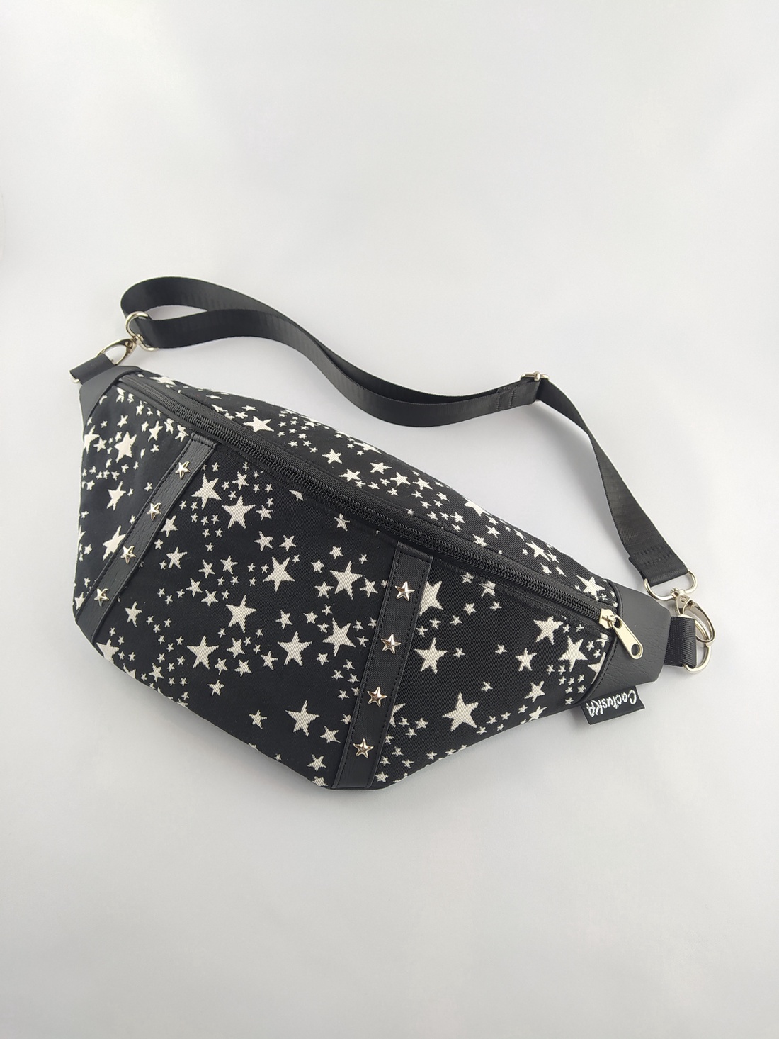 Geantă tip centură / crossbody -  stele negre - genți și portofele - genți de mână și umăr - geantă crossbody - Artynos.ro