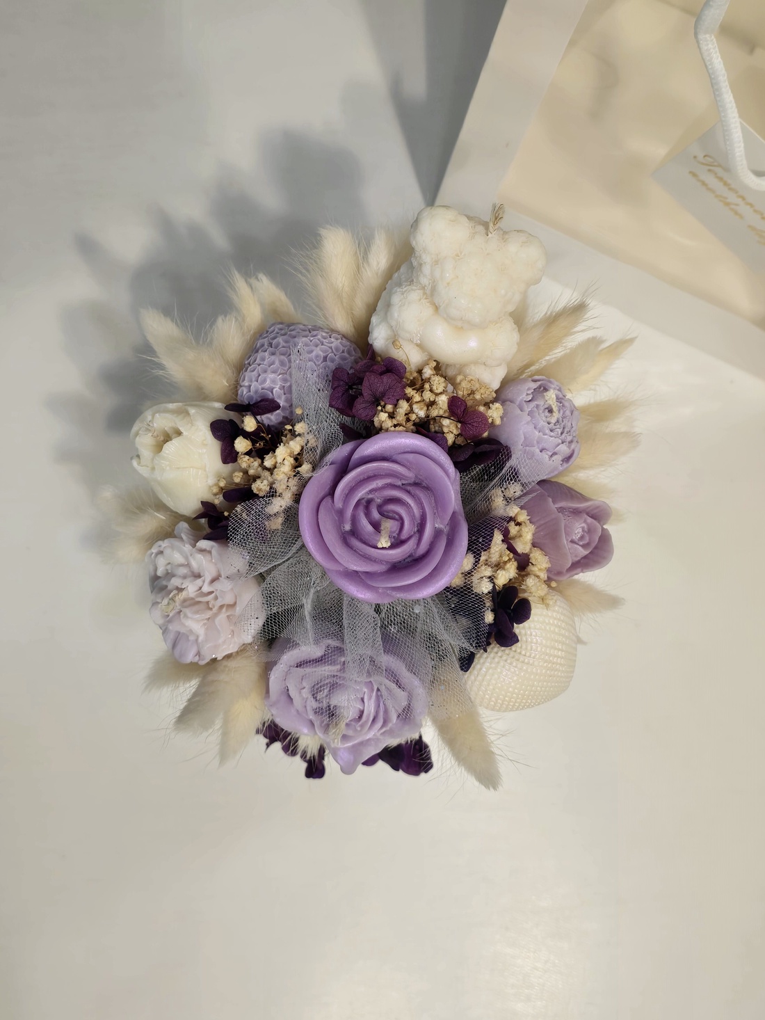 Aranjament Floral din ceara de soia - cadou, decor - casă & stil de viață - lumânări, parfumuri, arome - lumânare - lumânări artizanale - Artynos.ro Aranjament Floral din ceara de soia - cadou, decor - casă & stil de viață - lumânări, parfumuri, arome - lumânare - lumânări artizanale - Artynos.ro