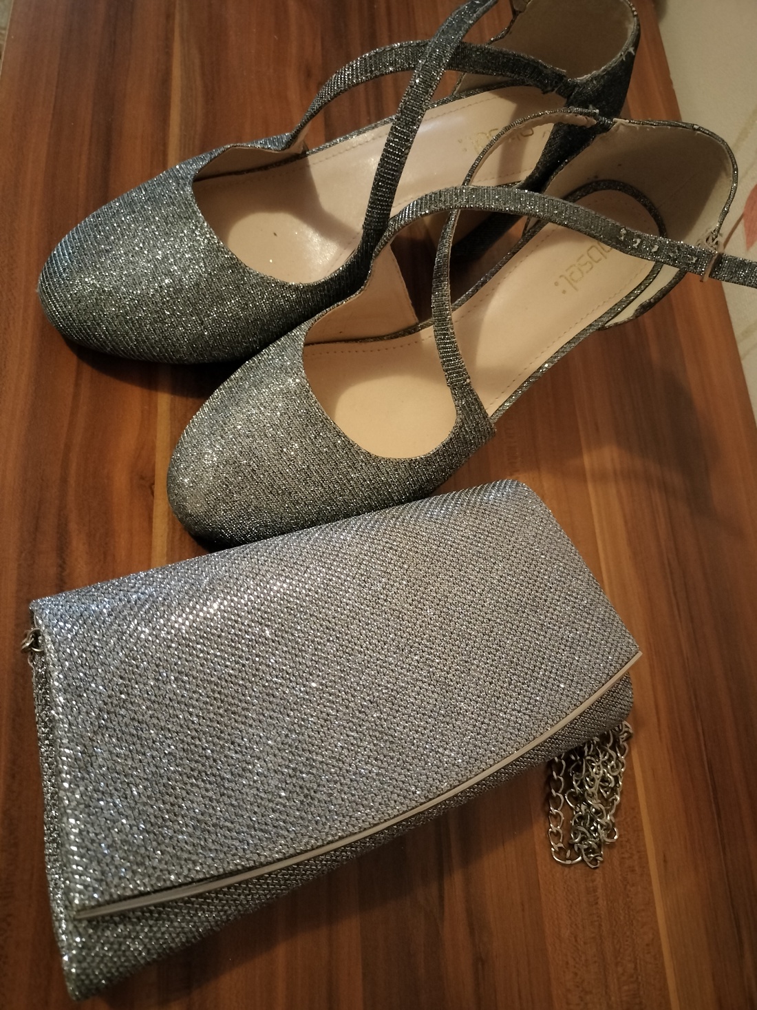 Set pantofi și poșeta de seara - îmbrăcăminte și modă - pantofi, papuci, șosete - sandale - Artynos.ro