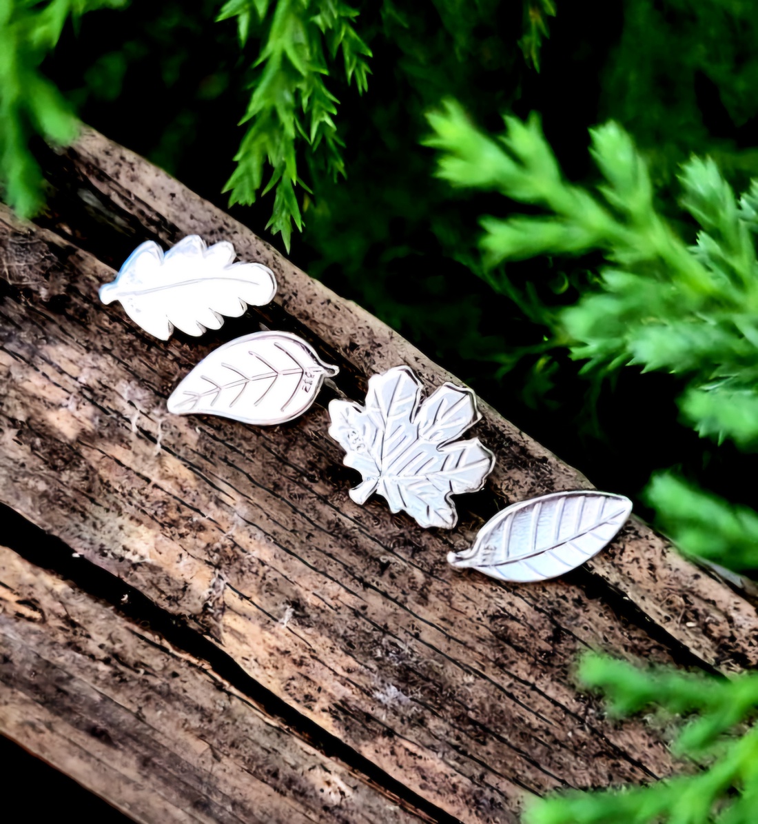 Set 4 cercei din argint 925 FRUNZE - bijuterii - cercei - cercei și ornamente pentru urechi - Artynos.ro