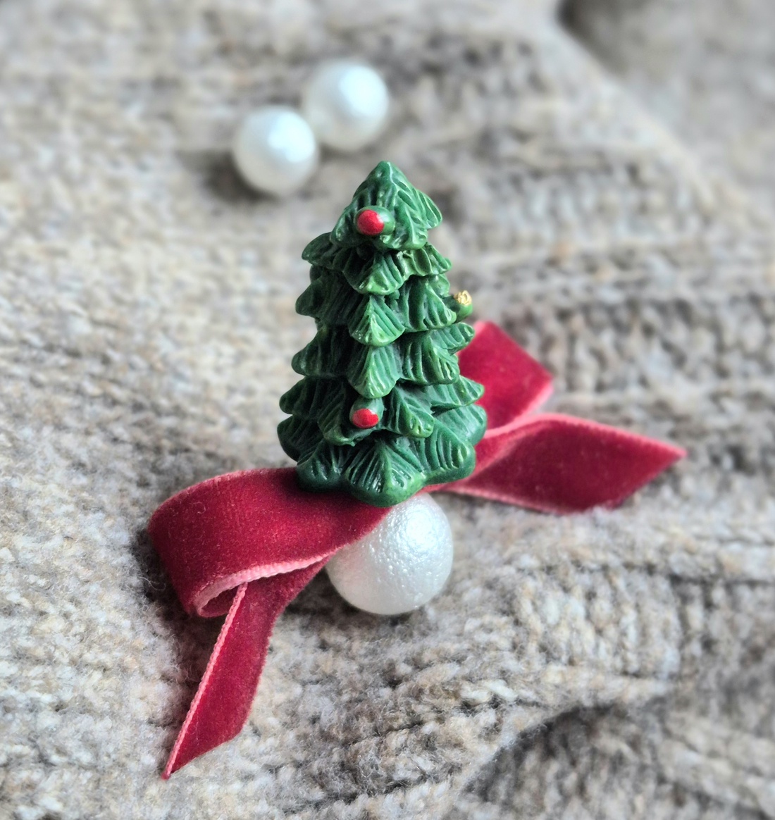 Set cu broșă/ac de pălărie și cercei cu perle și argint 92.5  - bijuterii - seturi de bijuterii - Artynos.ro