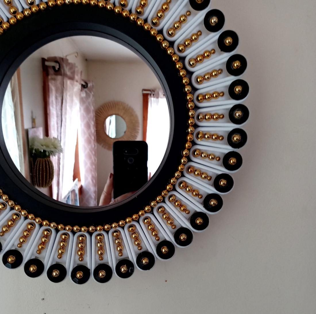 Elegant Handmade 35 cm Diameter Glam Sunburst Mirror - casă & stil de viață - decorațiuni de casă - oglinzi - Artynos.ro