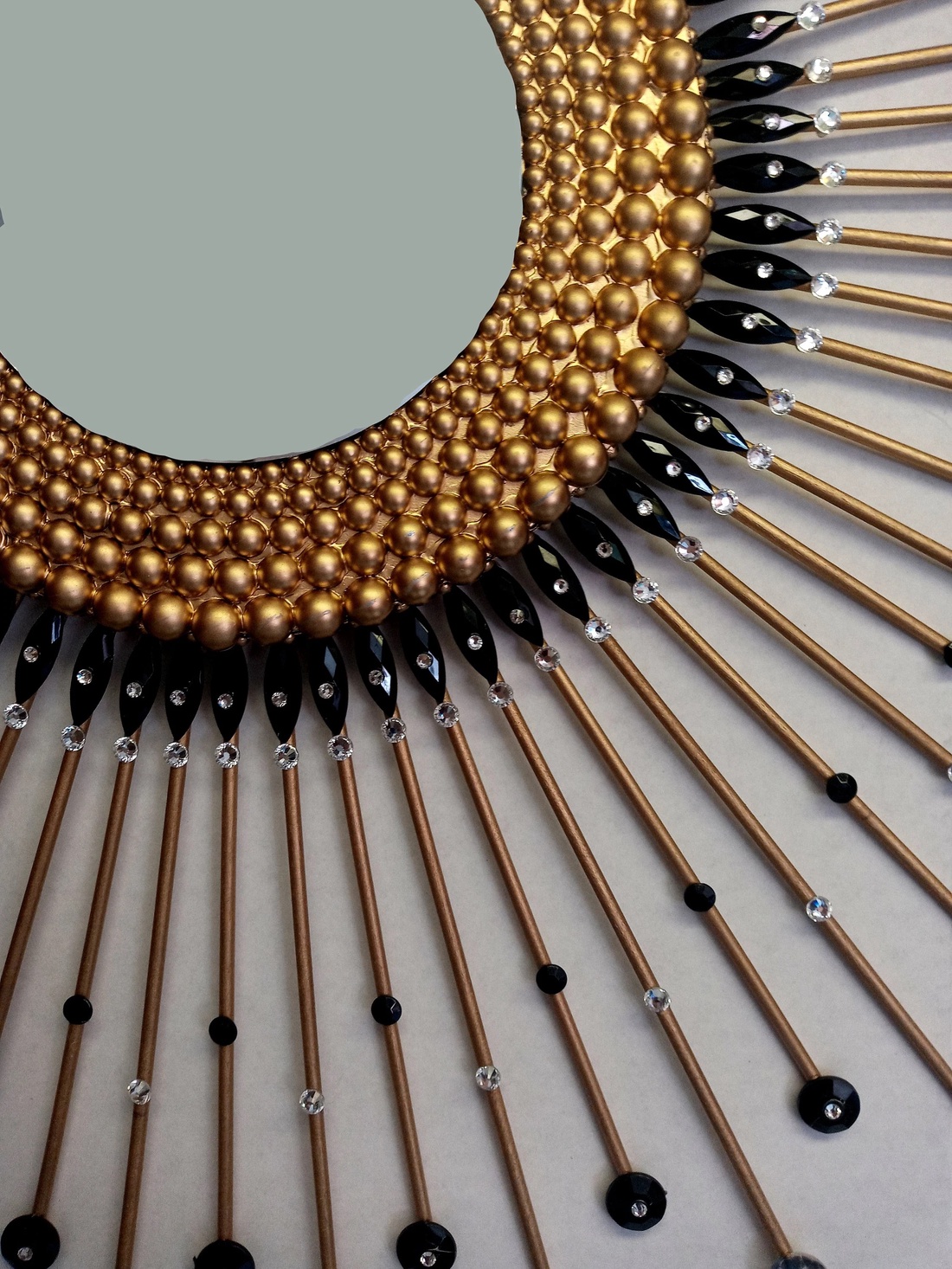 Beautiful Handmade Pearl Frame Gold Black 80 cm Diameter Glam Sunburst Mirror - casă & stil de viață - decorațiuni de casă - oglinzi - Artynos.ro