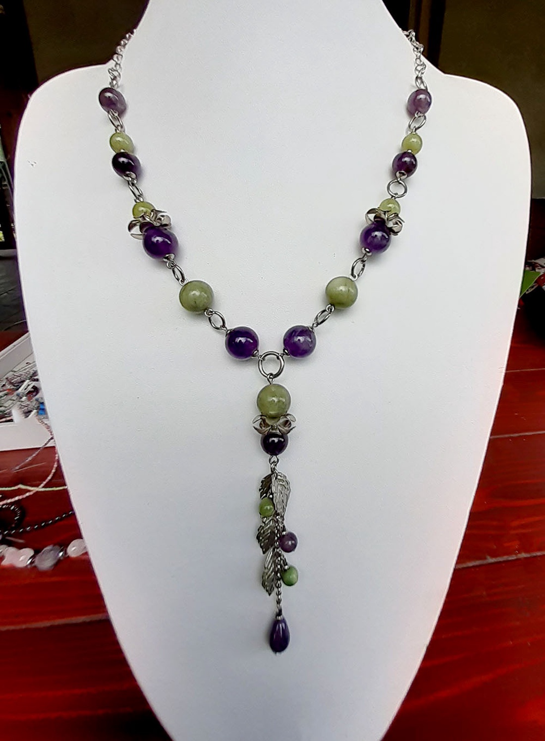 Ametist si jad - bijuterii - coliere - coliere din pietre semiprețioase - Artynos.ro