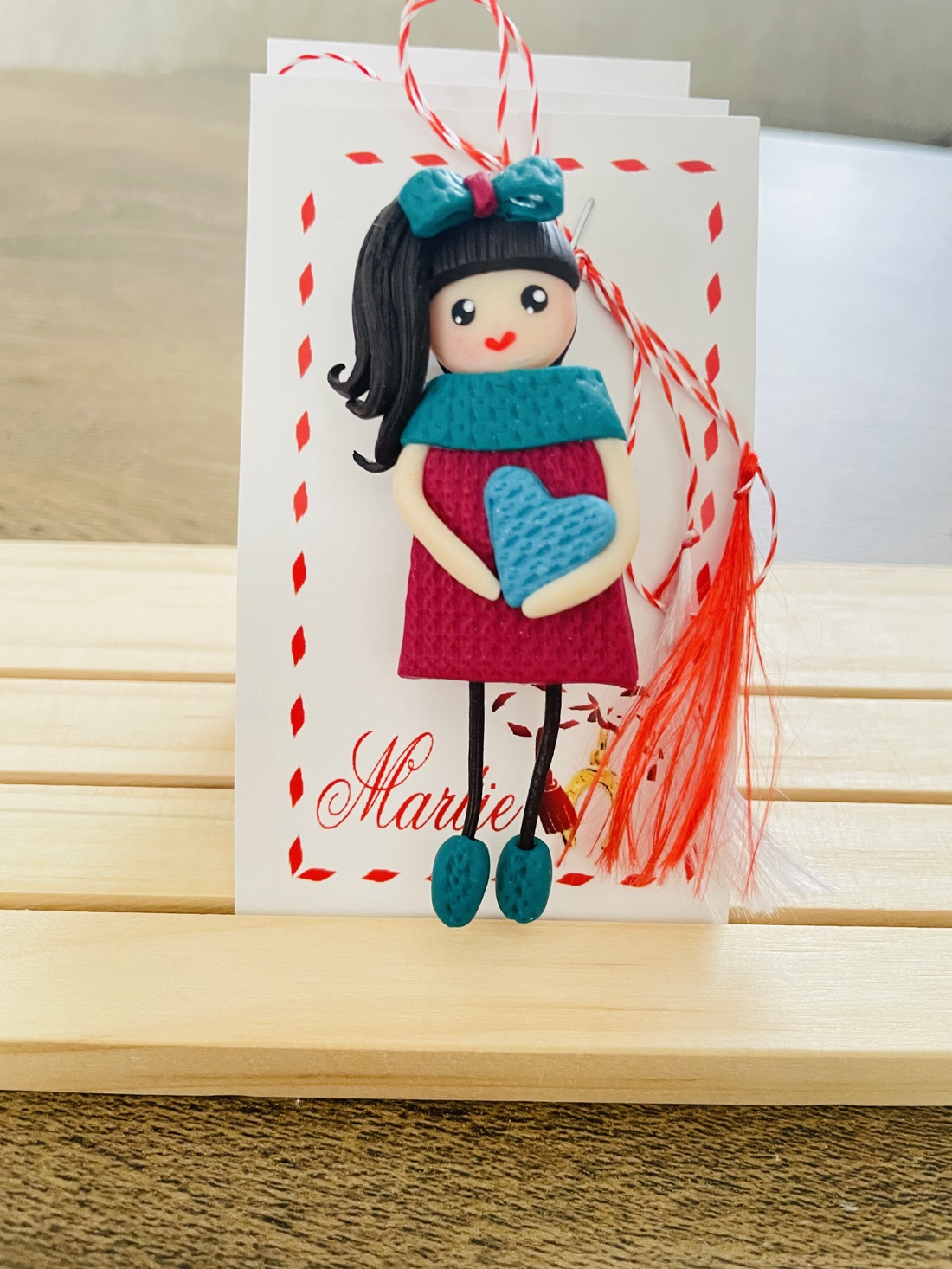 Mărțișor fetita - bijuterii - mărțișor - Artynos.ro