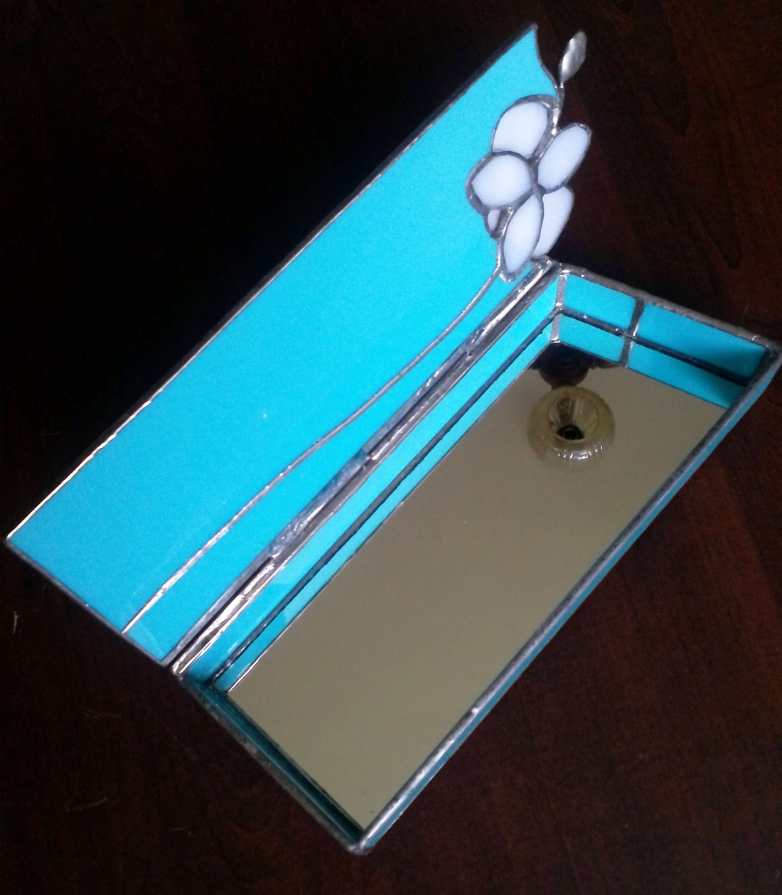 Cutie de bijuterii Orhidee 3D din sticlă Tiffany - - Artynos.ro Cutie de bijuterii Orhidee 3D din sticlă Tiffany - - Artynos.ro