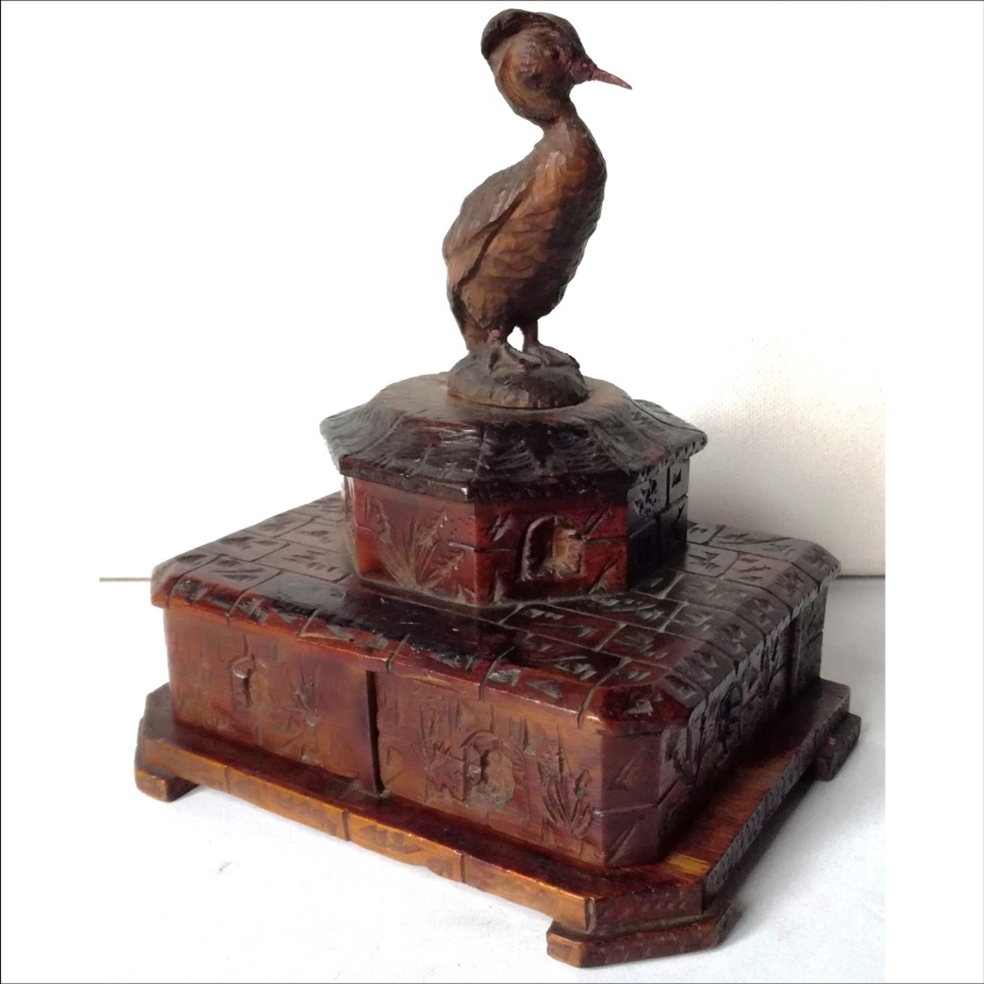 Cutie de bijuterii sculptată Schwazwaldi - casă & stil de viață - organizare & depozitare - cutie depozitare - Artynos.ro