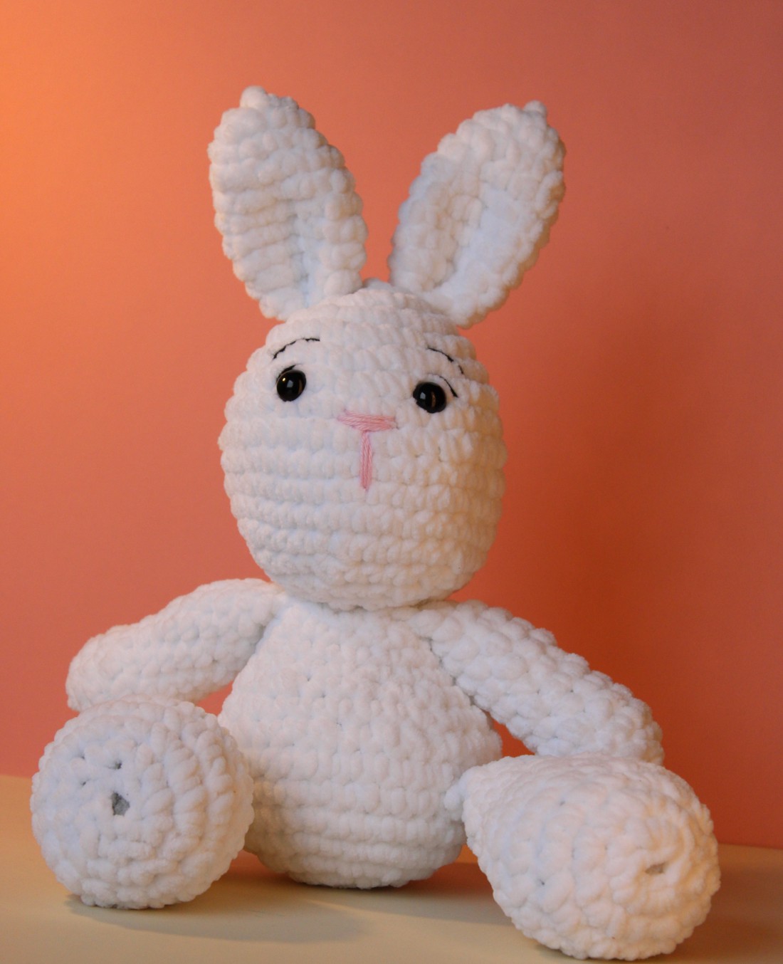 Iepuraș figura amigurumi - - Artynos.ro Iepuraș figura amigurumi - - Artynos.ro