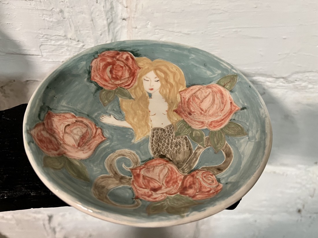 Energie feminină � platou decorativ cu sirene -  - Artynos.ro