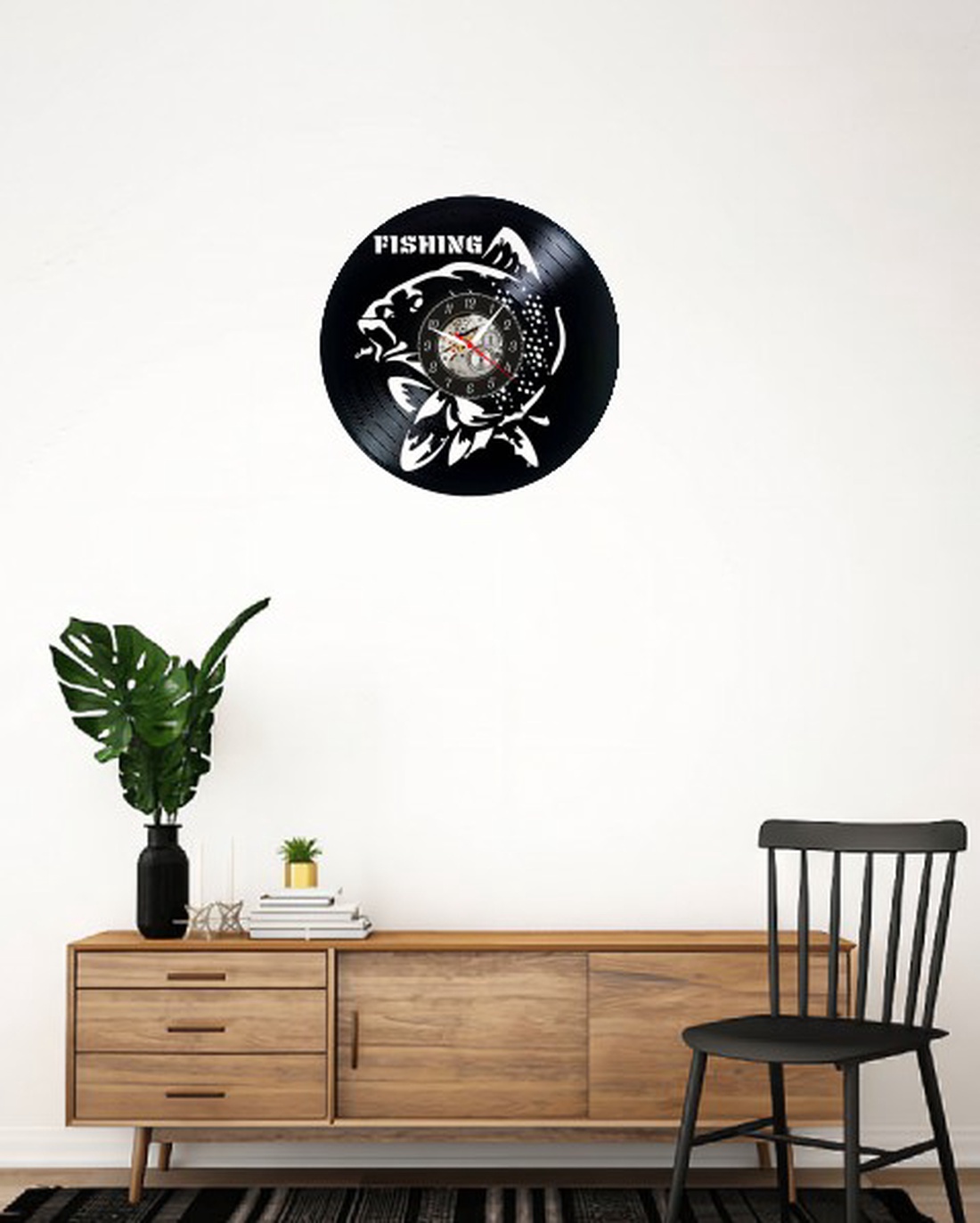Ceas de perete decorativ �Fishing Passion, realizat din disc de vinil (Vinyl Record Clock), design tematic Pescuit cu P - casă & stil de viață - decorațiuni de casă - decorațiuni de pereți - ceasuri de perete - Artynos.ro