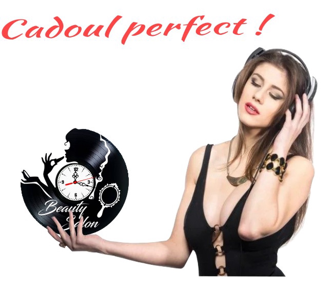 Ceas de perete din disc vinil, Tematică Beauty Salon, Design Elegant cu Siluetă Feminină și Accesorii Machiaj, Negru - casă & stil de viață - decorațiuni de casă - decorațiuni de pereți - ceasuri de perete - Artynos.ro