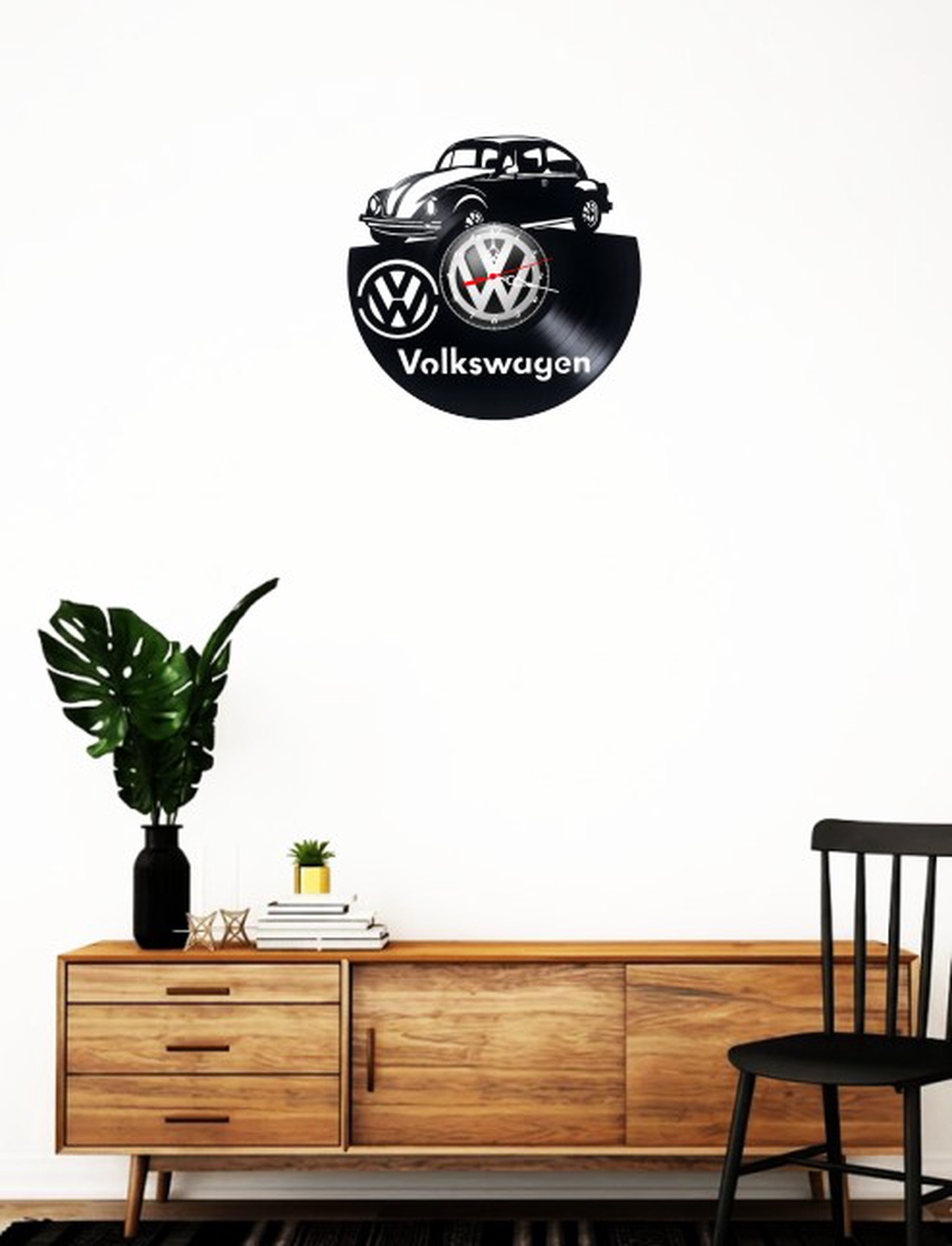 Ceas de perete decorativ realizat din disc de vinil, Model Masina Vintage Broscuta si Sigla Brandului, Text Volkswagen,  - casă & stil de viață - decorațiuni de casă - decorațiuni de pereți - ceasuri de perete - Artynos.ro