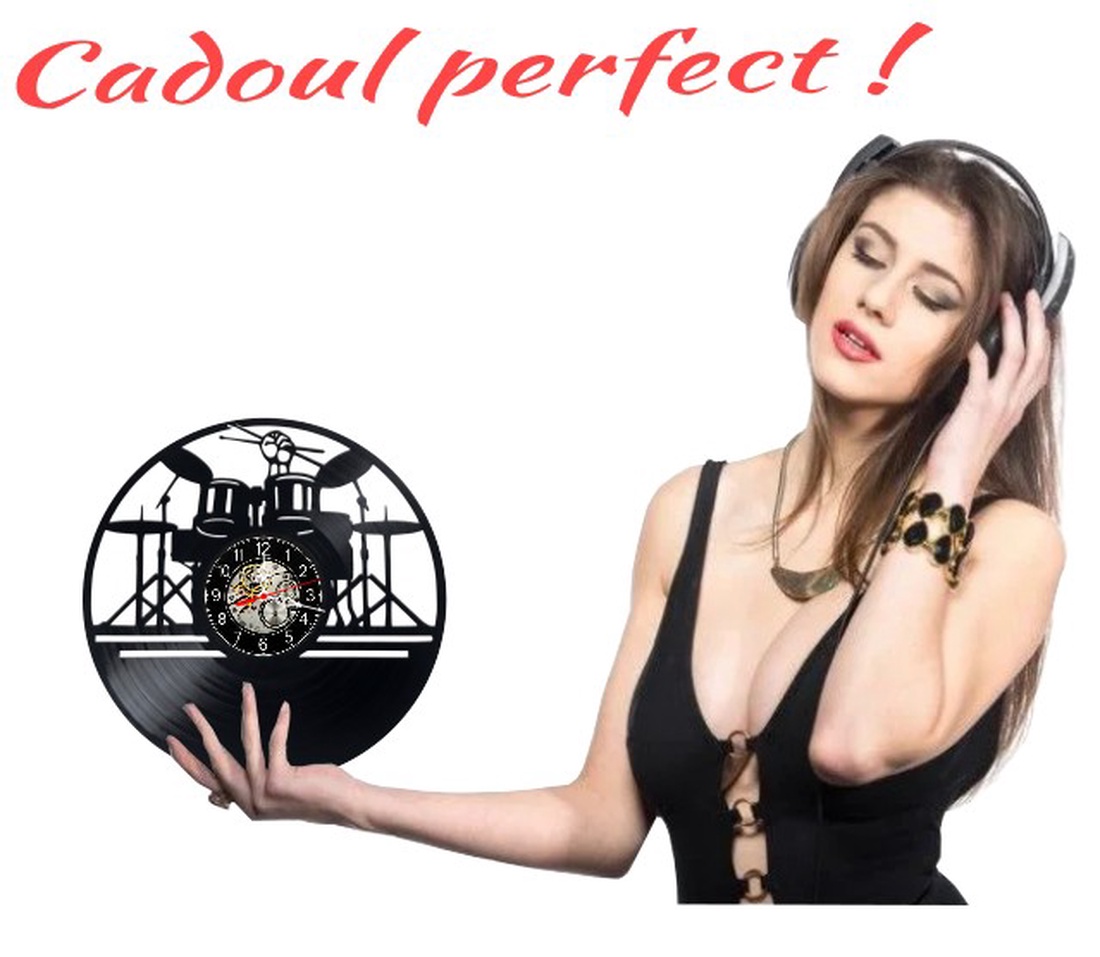 Ceas de perete decorativ realizat din disc de vinil, Model Baterist Set de Tobe Rock Muzica Cinele, Negru, 30 cm - casă & stil de viață - decorațiuni de casă - decorațiuni de pereți - ceasuri de perete - Artynos.ro