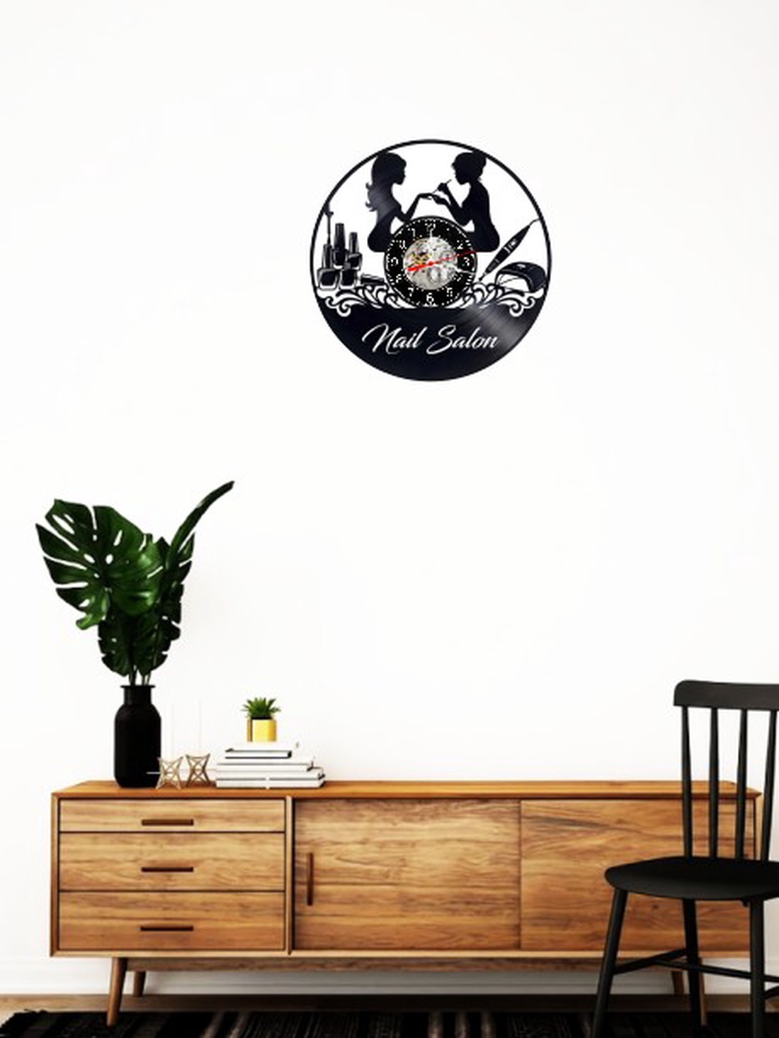 Ceas de perete decorativ realizat din disc de vinil, Model Salon Manichiura Nail Salon Tehnician Unghii, Negru, 30 cm - casă & stil de viață - decorațiuni de casă - decorațiuni de pereți - ceasuri de perete - Artynos.ro