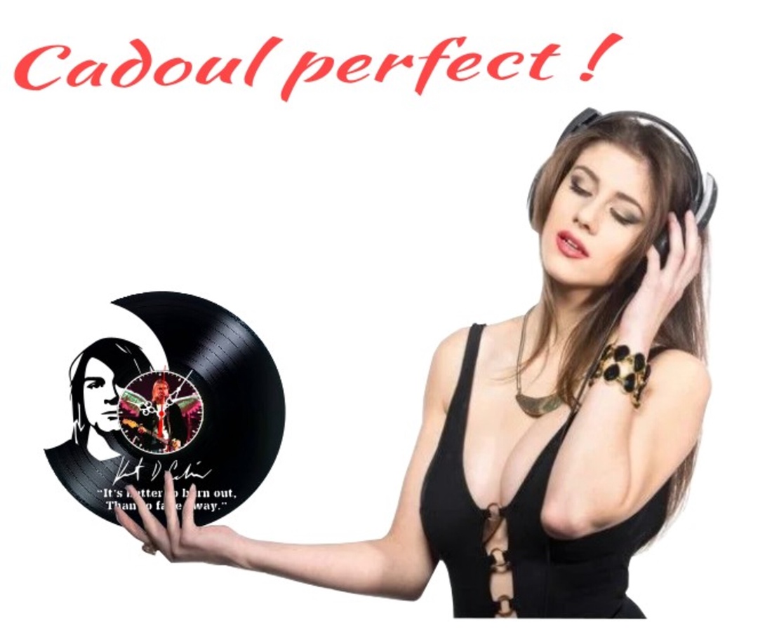 Ceas de perete decorativ realizat din disc de vinil, Model Kurt Cobain Nirvana Portret Citat Rock, Negru, 30 cm - casă & stil de viață - decorațiuni de casă - decorațiuni de pereți - ceasuri de perete - Artynos.ro