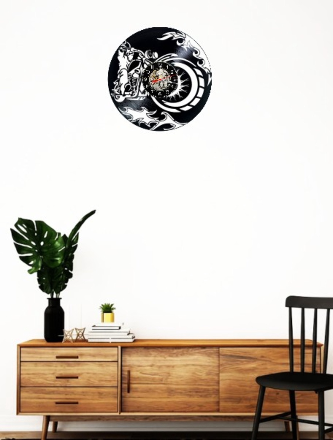 Ceas de perete decorativ realizat din disc de vinil, Model Motocicleta Biker Chopper Flacari, Negru, 30 cm - casă & stil de viață - decorațiuni de casă - decorațiuni de pereți - ceasuri de perete - Artynos.ro