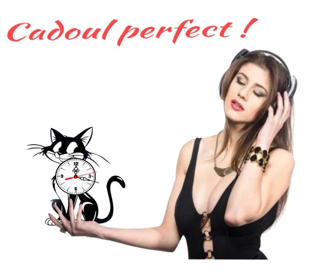 Ceas de perete decorativ realizat din disc de vinil, Model Pisica Neagra Cadran Alb Animal Companie, Negru, 30 cm - casă & stil de viață - decorațiuni de casă - decorațiuni de pereți - ceasuri de perete - Artynos.ro