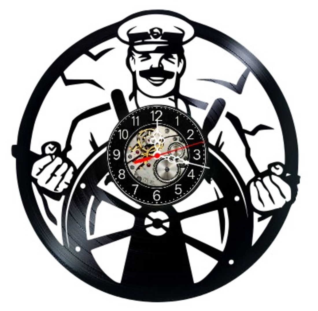 Ceas de perete decorativ realizat din disc de vinil, Model Marinar Capitan Timona Pipa Pescari, Negru, 30 cm - casă & stil de viață - decorațiuni de casă - decorațiuni de pereți - ceasuri de perete - Artynos.ro