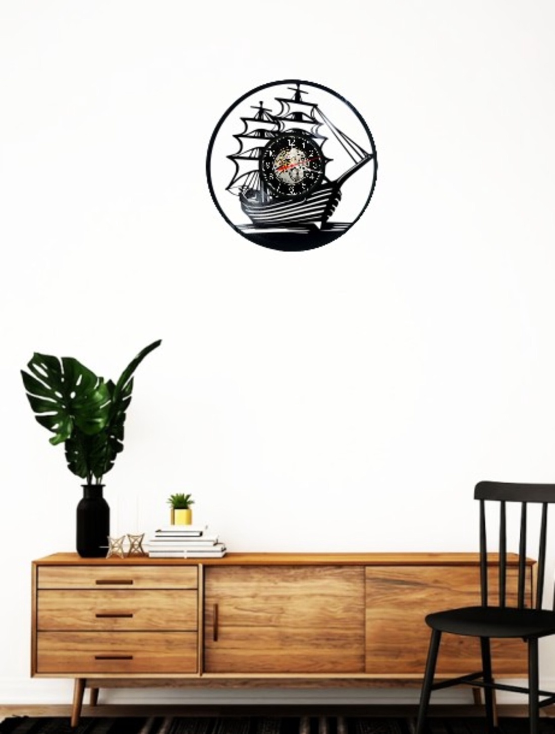 Ceas de perete decorativ realizat din disc de vinil, Model Corabie cu Panze Galion Maritim, Negru, 30 cm - casă & stil de viață - decorațiuni de casă - decorațiuni de pereți - ceasuri de perete - Artynos.ro