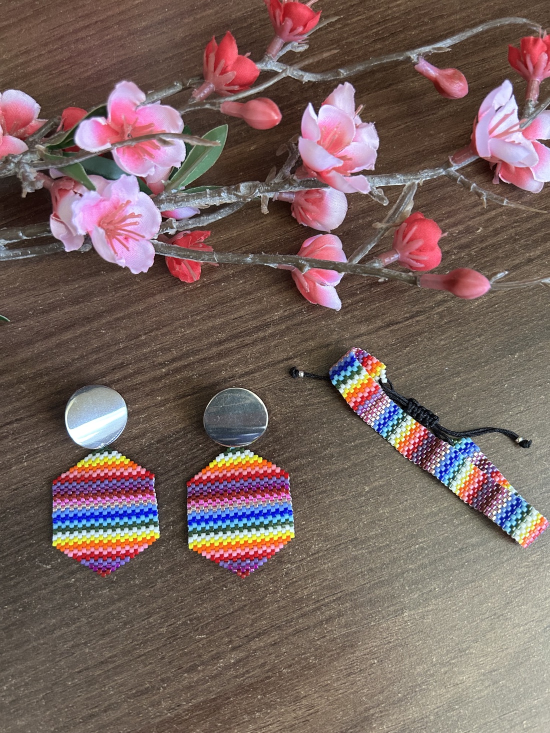 Set multicolor miyuki - bijuterii - cercei - cercei rotunzi - Artynos.ro Set multicolor miyuki - bijuterii - cercei - cercei rotunzi - Artynos.ro
