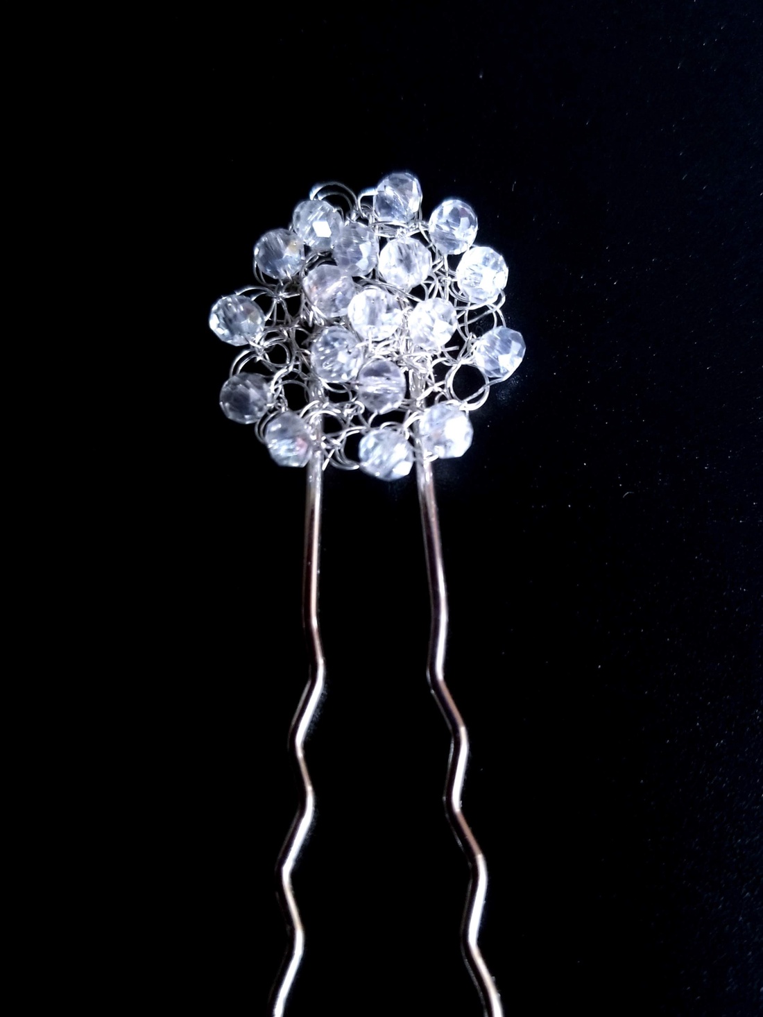 Agrafa de par argintata cu margele de sticla fatetata - accesorii nuntă - ornamente de păr de nuntă - ac de păr mireasă - Artynos.ro Agrafa de par argintata cu margele de sticla fatetata - accesorii nuntă - ornamente de păr de nuntă - ac de păr mireasă - Artynos.ro