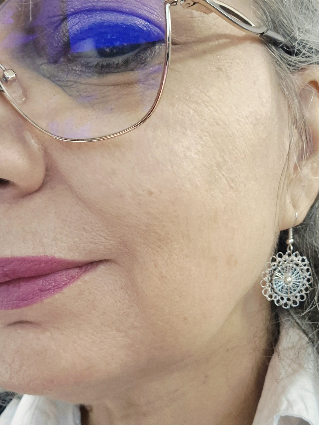 Cercei argintii mari rotunzi - bijuterii - cercei - cercei cu figurine - Artynos.ro